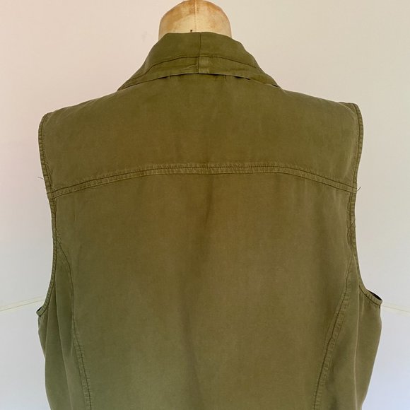 Fourteenth Place Long Sleeveless Vest - Khaki Green - Picture 4 of 6
